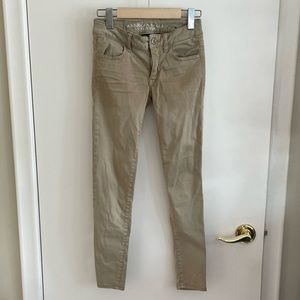American Eagle Beige Mid-Rise Skinny Jeans